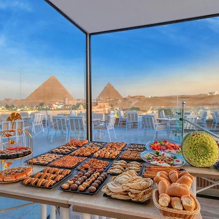 Gaia Pyramids Hotel Kafrat al Jabal Bagian luar foto